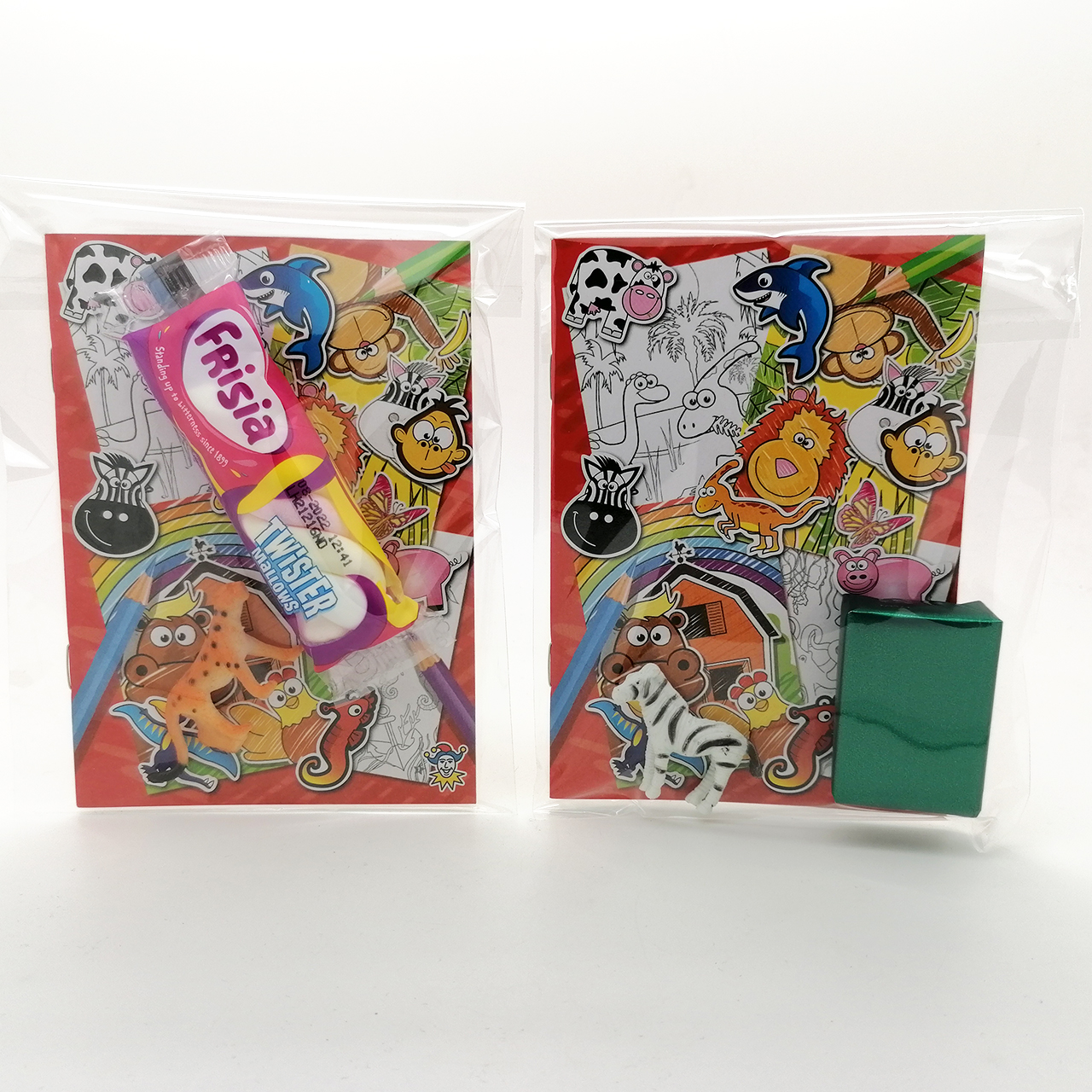 Dieren trakteren rozijnen kleurboekje stickers uitdeelzakjes