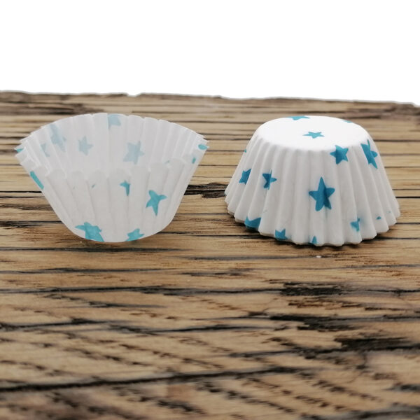 Papieren mini cupcake vormpjes wit blauw ster