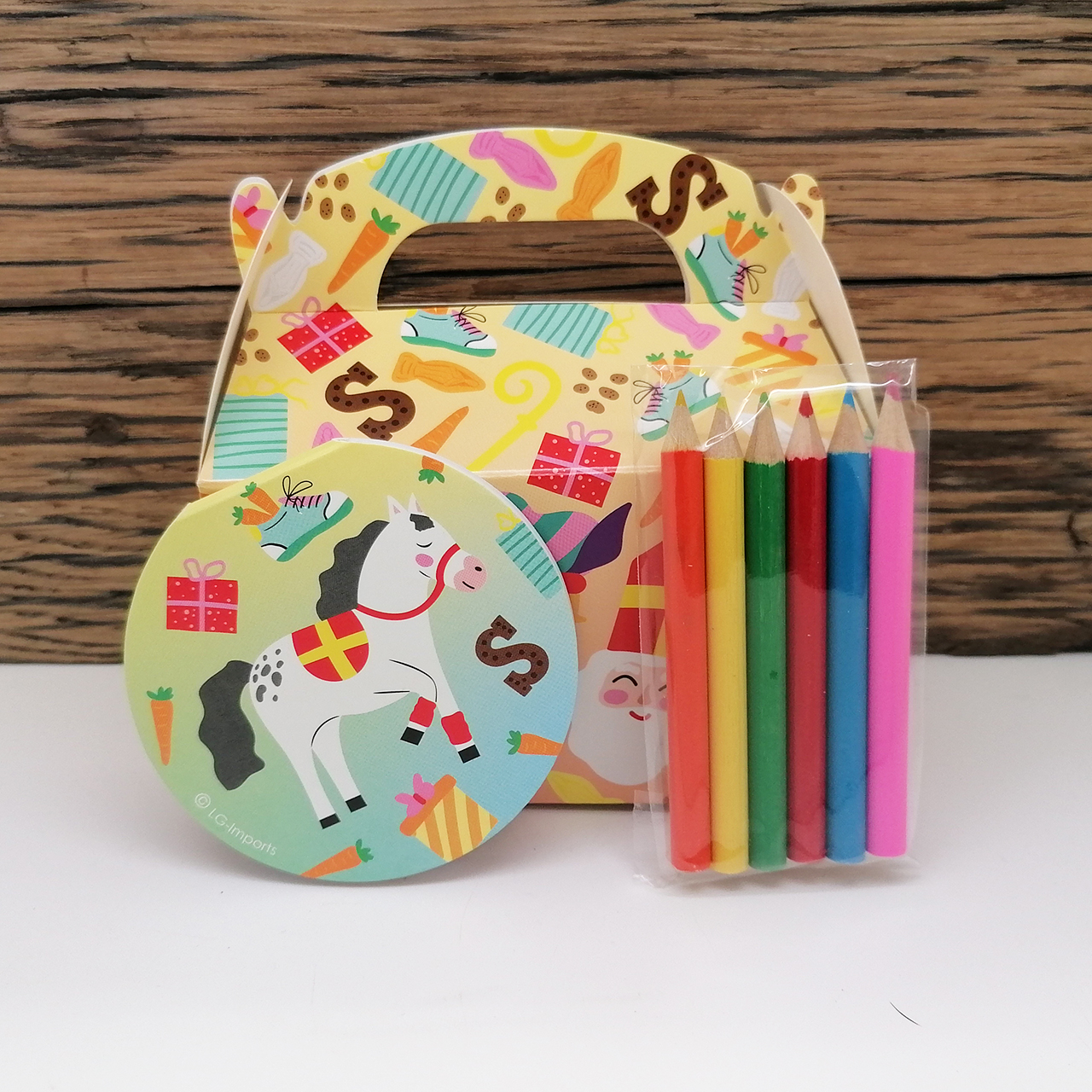 kleurpotloodjes notitieboekje in doosje schoencadeautje