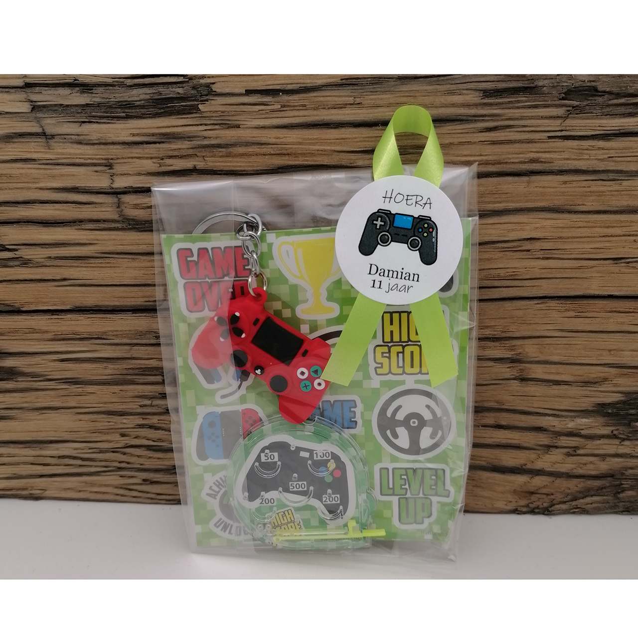 Traktatie op school game controller groep 8 Sleutelhanger gamer traktatie kant en klaar