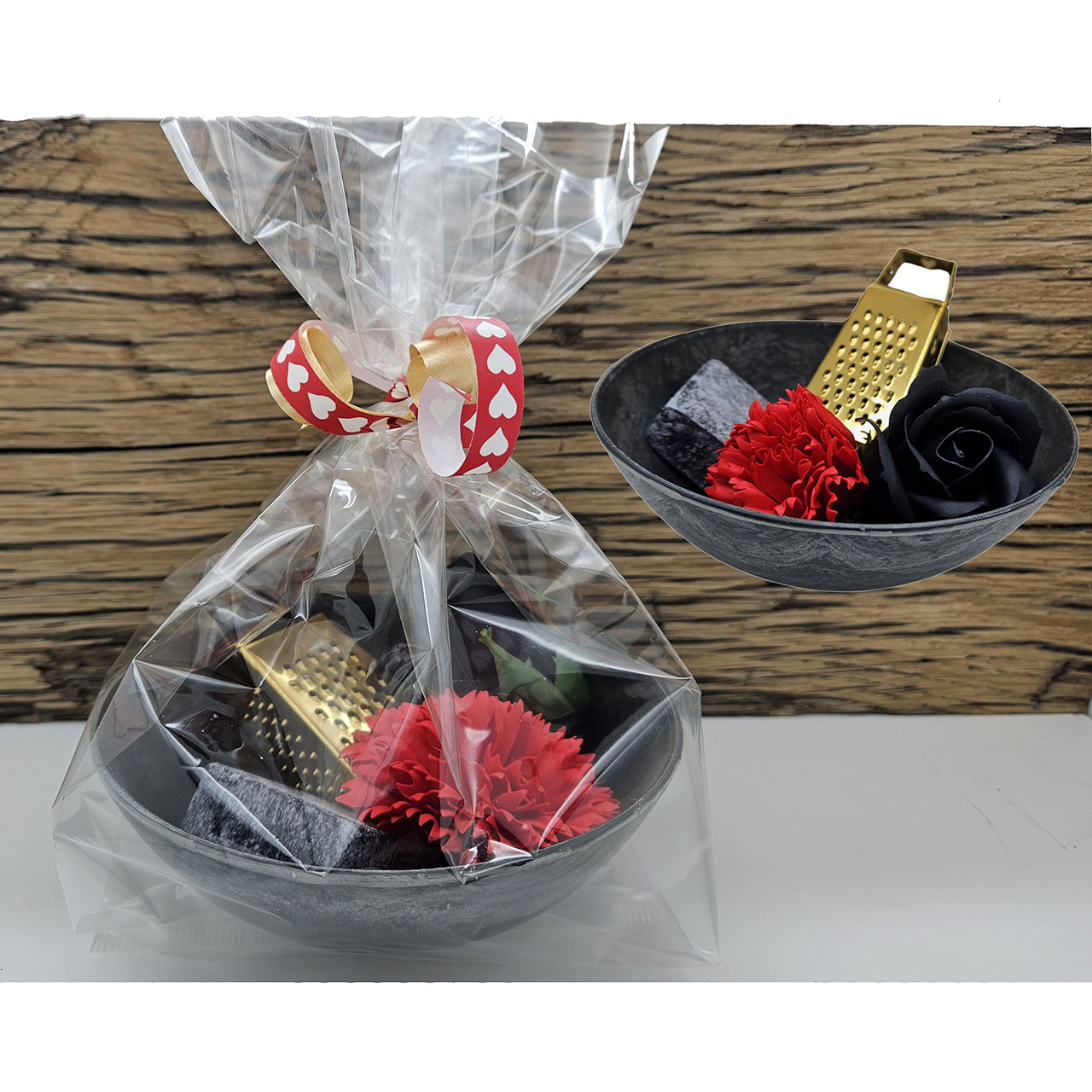 Rood zwart goud cadeau setje amber blokje zeepbloem roos Zeep roos bloem amber blokje setje kadootje juf collega kerst mama oma